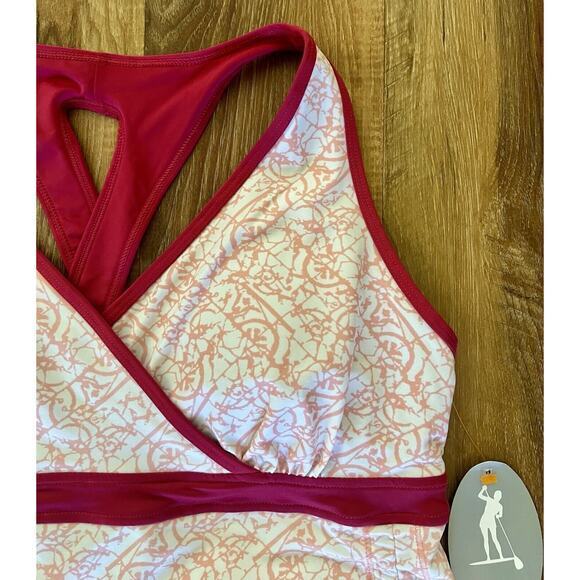 Lucy Wade In Out, Women’s Water Tank Top Size XL Fuchsia Pink Paddleboard NWT - Picture 6 of 13